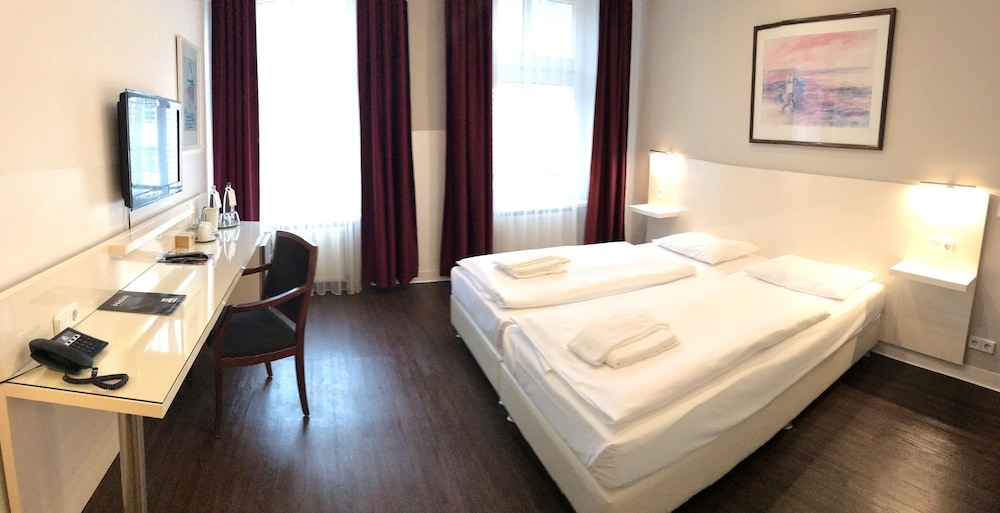 Hotel Prens Berlin - Featured Image