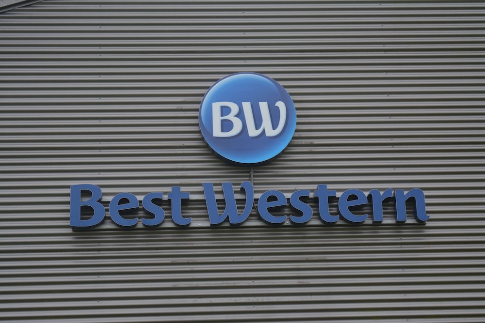 Best Western Hotel Brussels South - Featured Image