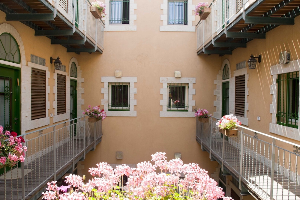 The Market Courtyard - Jerusalem Suites