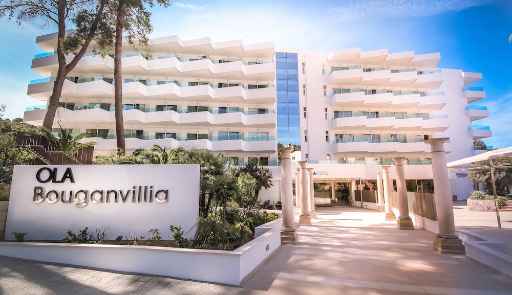 Ola Bouganvillia Apartments - Featured Image