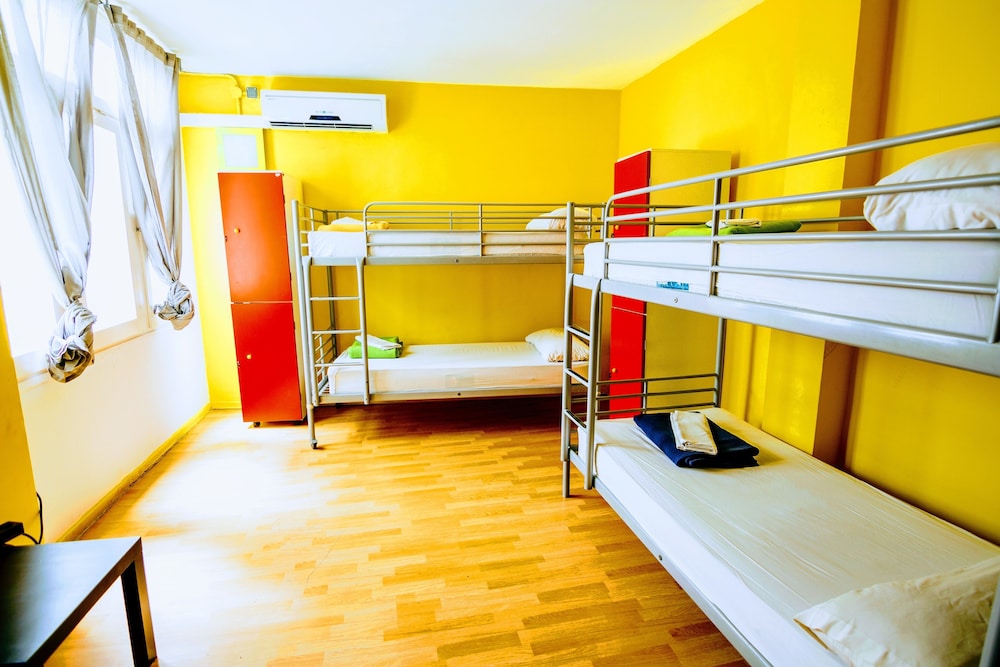 Hotel Yellow Nest Hostel Barcelona
