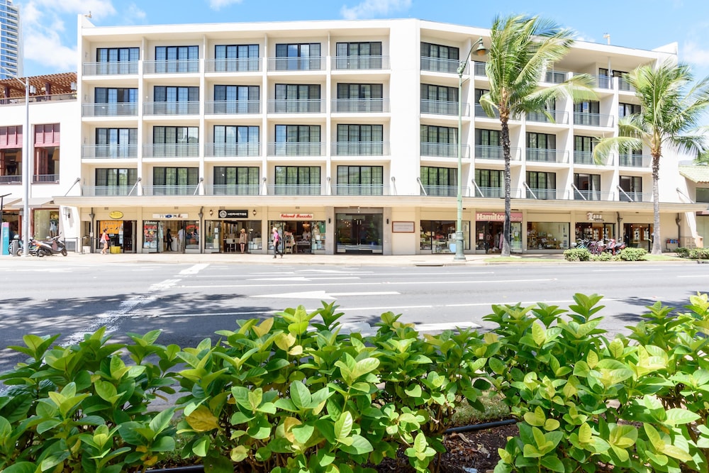 The Polynesian Residences, Waikiki Beach - Featured Image