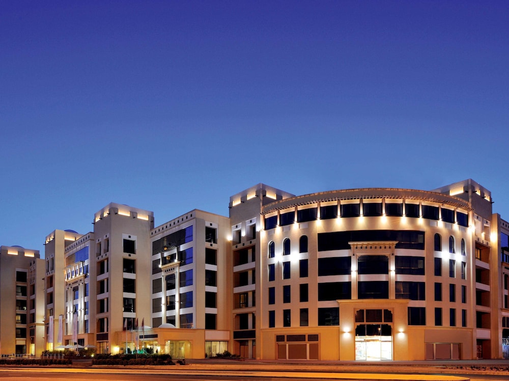 Mövenpick Hotel Apartments Al Mamzar Dubai