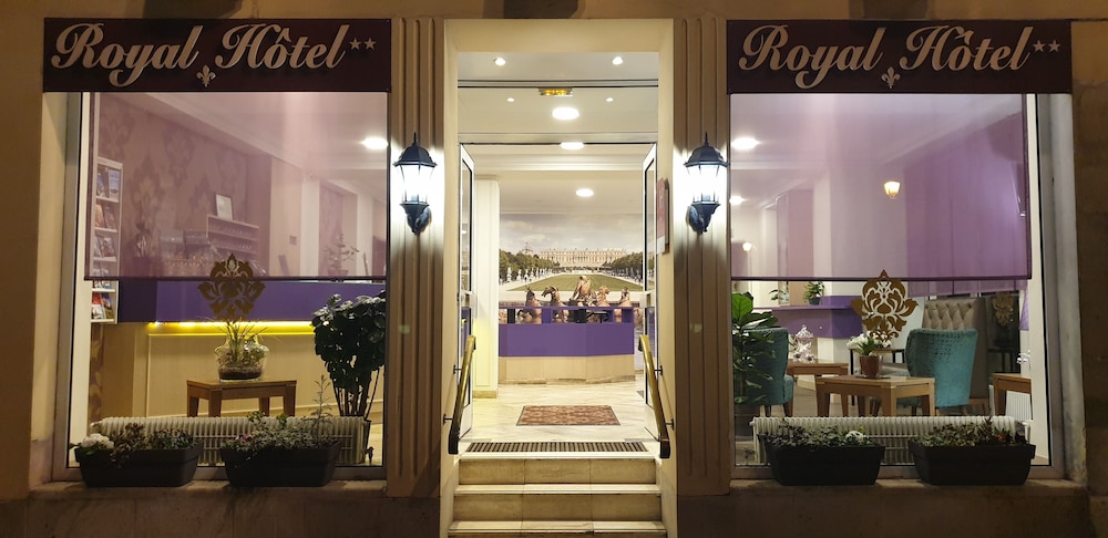 Royal Hotel