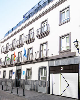 Apartamentos Plaza de la Luz Cádiz