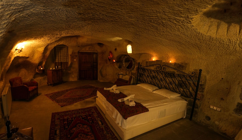 Cave Art Hotel - Featured Image