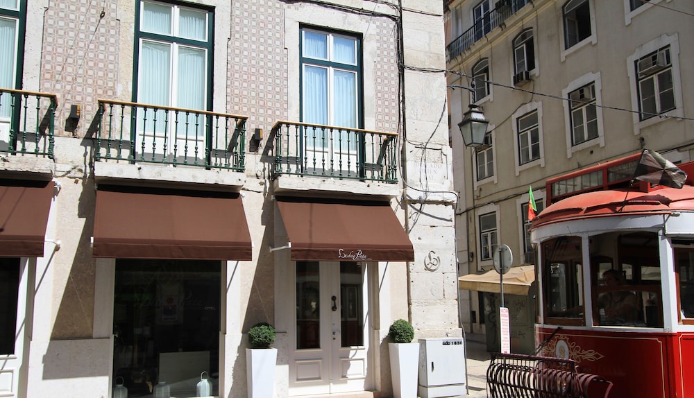 Lisboa Prata Boutique Hotel - Featured Image