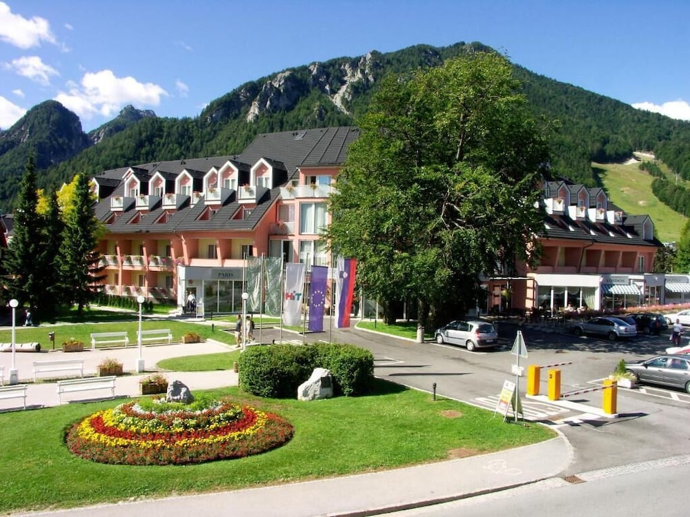 Ramada Hotel and Suites Kranjska Gora - Featured Image
