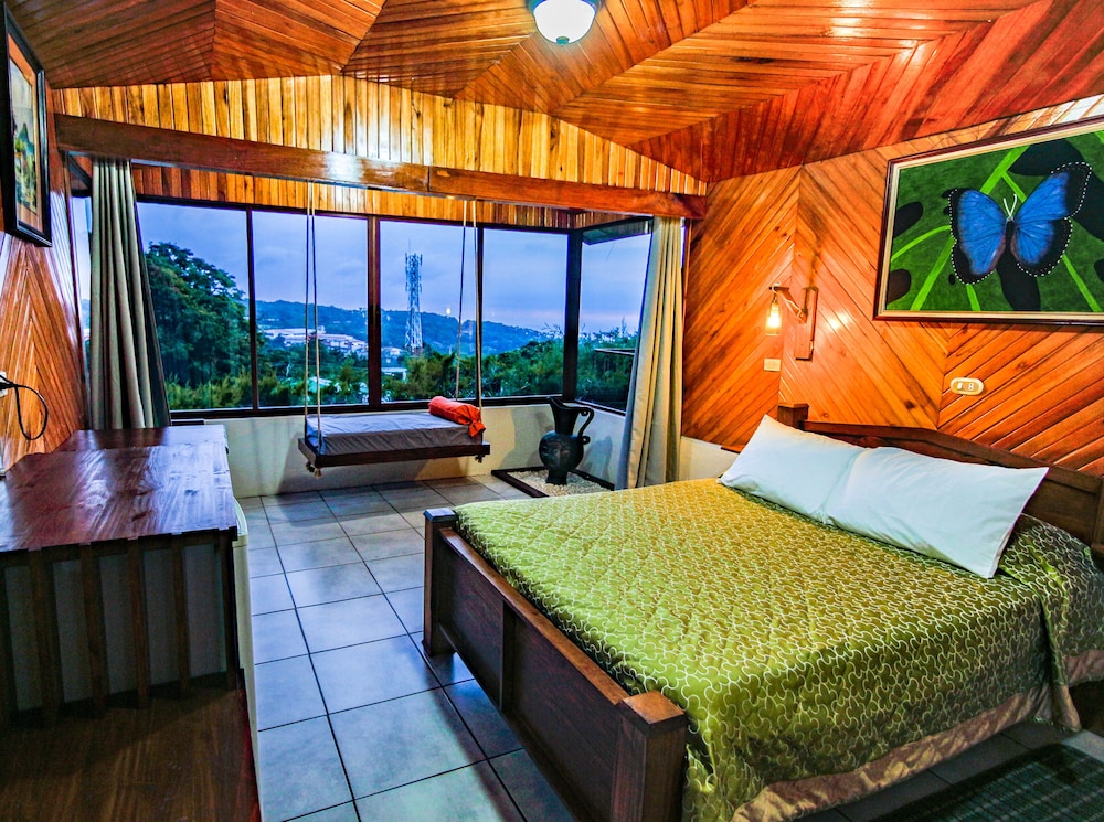 Hotel Don Taco Monteverde - Featured Image