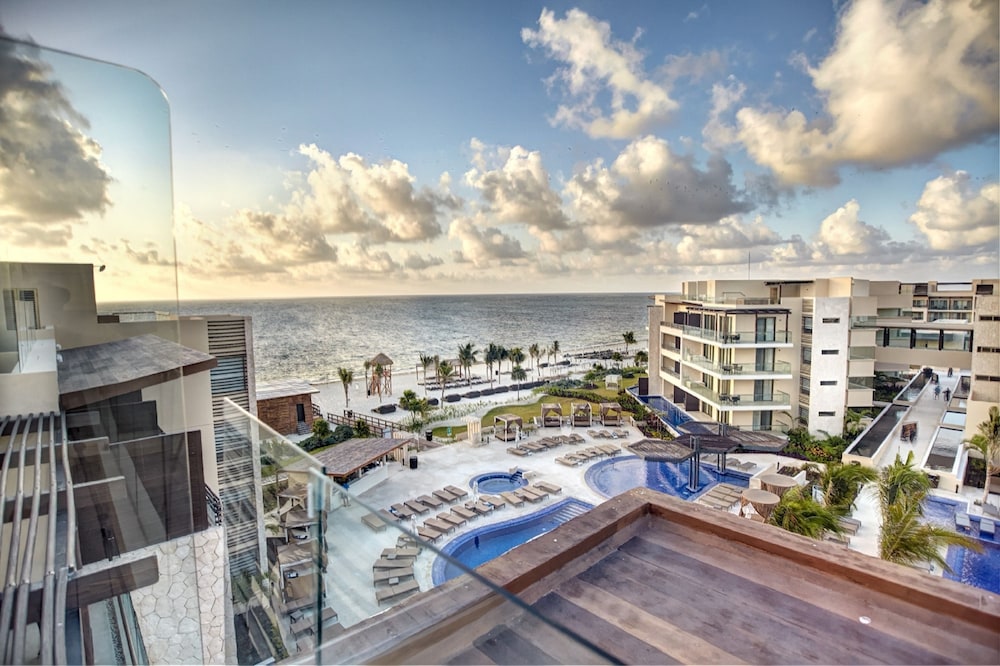 Hideaway at Royalton Riviera Cancun