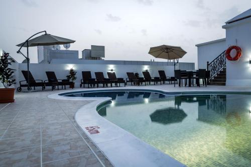 The View Al Barsha Hotel Apartments - 
