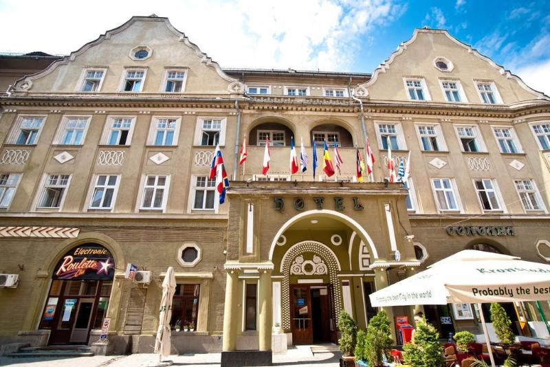 Coroana Hotel