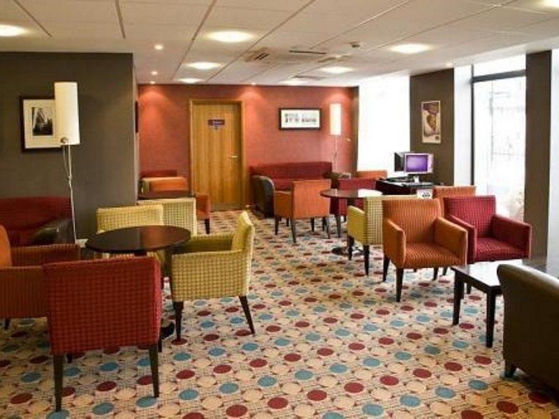 Premier Inn London City (Aldgate) Hotel