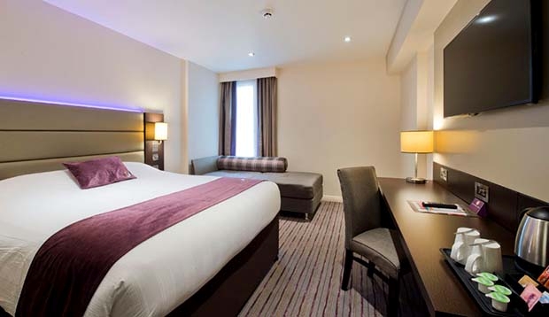 Premier Inn London Southwark (Borough High St)