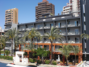 avion si cazare in benidorm, spania, 1